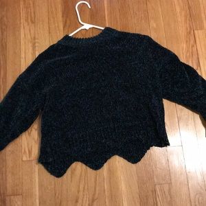 soft, long sleeve crop top